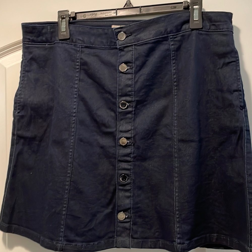 NWT Calvin Klein Jeans Short Denim Skirt size 33